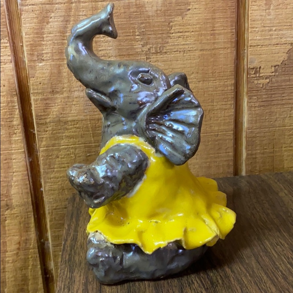 Ceramic Elephants - Picture 2 of 3